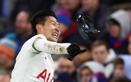 Son Heung-min ends drought in Spurs' rout of Crystal Palace