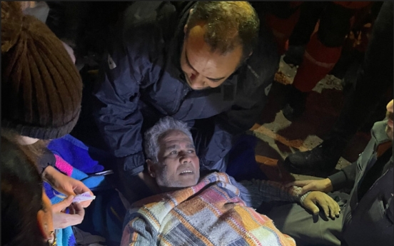 [BREAKING] Korean team rescues 1 survivor in Turkey