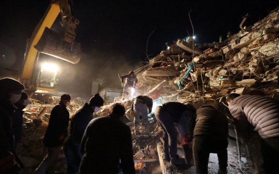South Koreans extend helping hand to earthquake-damaged regions