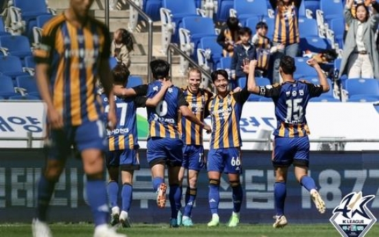 Ulsan, Pohang stay undefeated in K League; Suwon FC explode for 5 goals in win