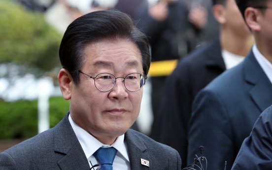 Main opposition leader calls for joint Korea-US probe into wiretapping allegations