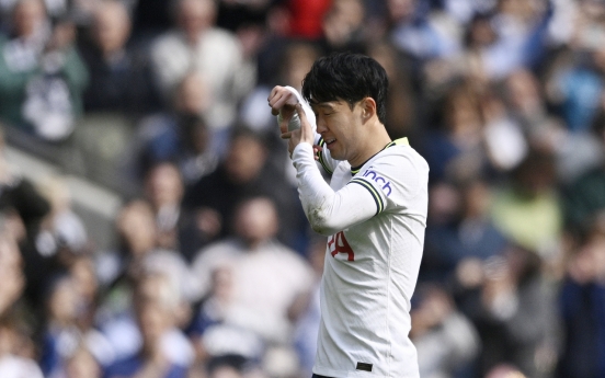 Son Heung-min scores in 2nd consecutive Premier League match with natl. team coach on hand