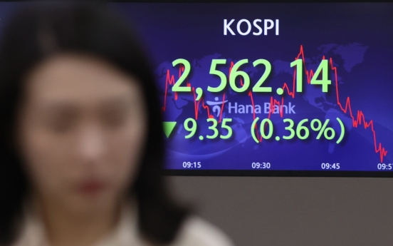 Seoul shares open lower amid rate hike worries