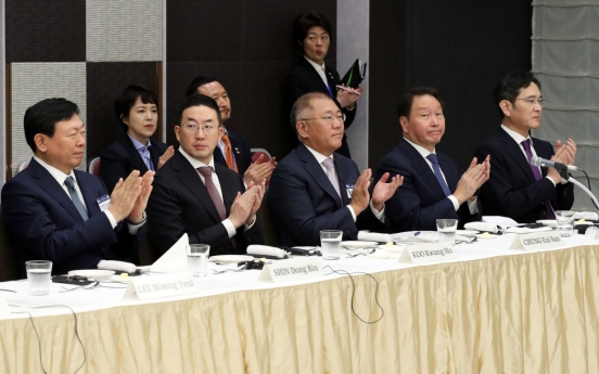 Yoon joined by chaebol leaders on US trip amid concerns of protectionism