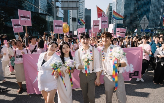 Why it's so hard for same-sex couples and single women to have kids in S. Korea