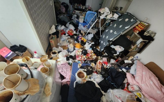 'Rotting corpse smell' from studio flat leads to shocking scene