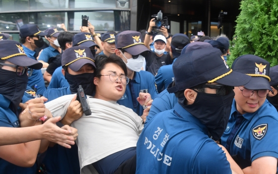 Protests erupt in Seoul over Fukushima water release