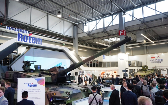 Hyundai Rotem unveils new weapons system in Poland