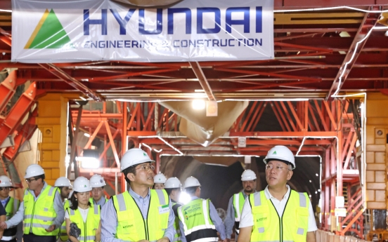 Hyundai looks to repeat late founder’s Mideast success with EVs, hydrogen
