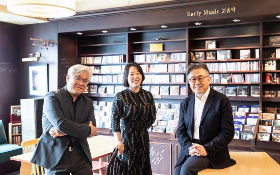 Bass Youn Kwang-chul explores 'Koreanness,' identity in Korean art song album