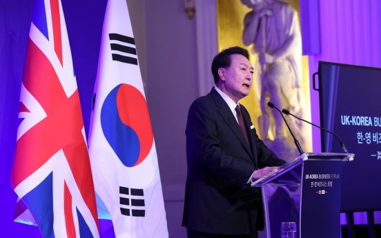 Korea inks 37 deals with UK, vows closer ties