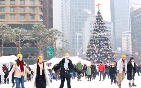 Seoul welcomes white Christmas for the first time in 8 years
