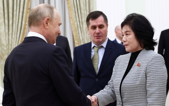 Putin's meeting with NK envoy raises Pyongyang trip possibility