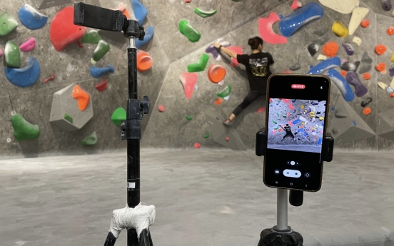 Hashtag 'Today's climb completed': Bouldering boom led by younger generations