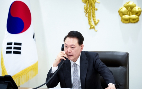 Yoon, Romanian president to hold summit in S. Korea next week