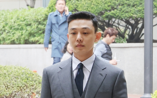 Doctor gets suspended term for administering propofol to Yoo Ah-in