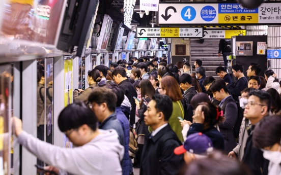 Seoul Metro to seek legal action against malicious complaints