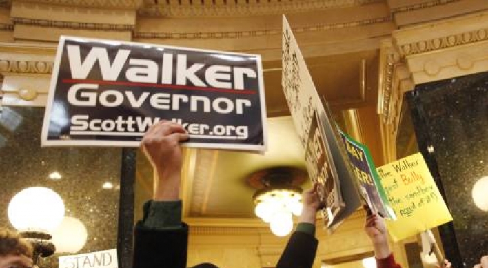 Wisconsin lawmakers take up bill to cripple unions