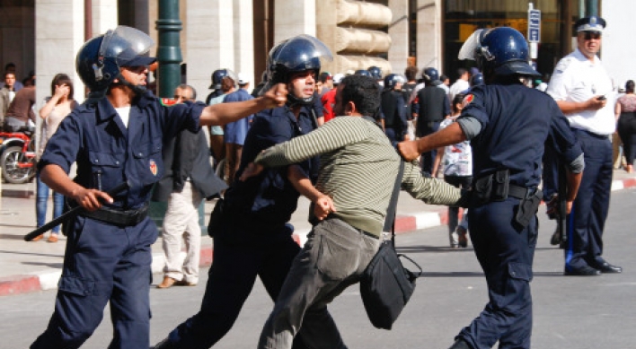 Police disperse demos in Morocco