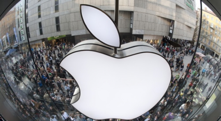 iPads trump oil: Apple is most valuable US company