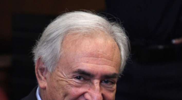 Prosecutors seek to dismiss Strauss-Kahn charges