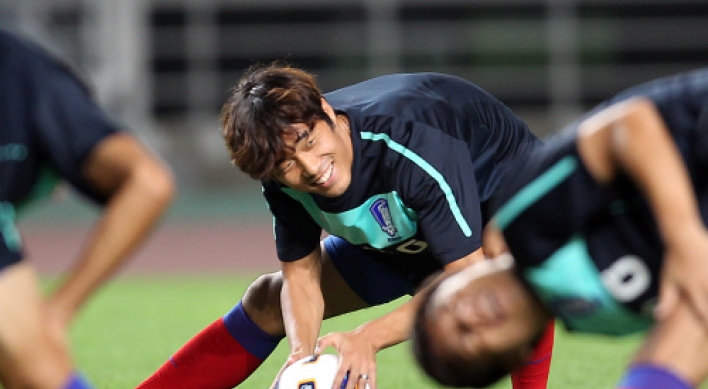 Arsenal signs South Korea captain Park Chu-young