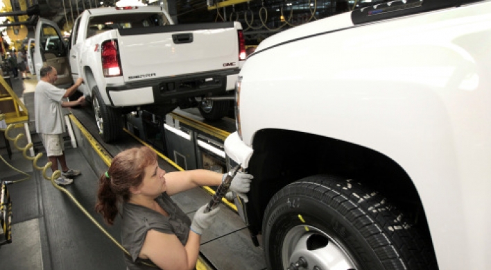 U.S. auto sales up in September on big trucks