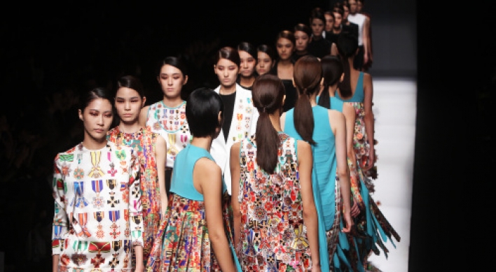 Kuho opens Fashion Week with taste of Russia