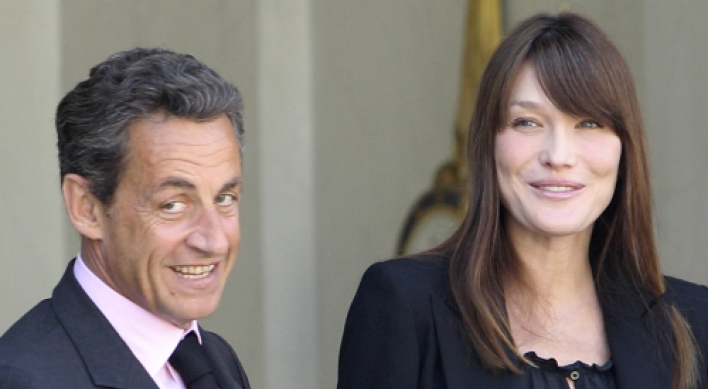 French first lady gives birth to girl: report