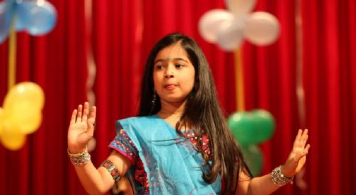 Indian residents celebrate Festival of Light