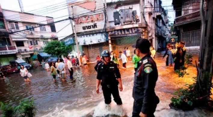 Residents in flood-prone Bangkok urged to leave