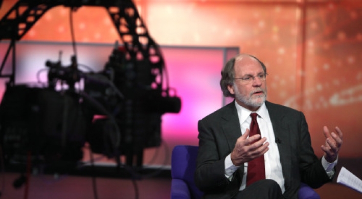 CEO Corzine steps down at MF Global