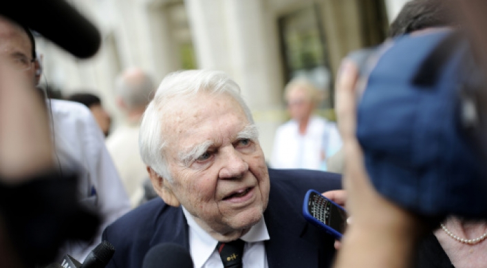 Former ‘60 Minutes’ commentator Andy Rooney dies