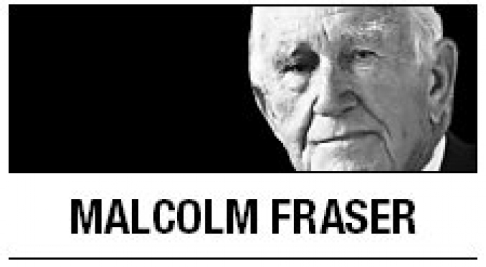 [Malcolm Fraser] Commonwealth’s lost opportunity