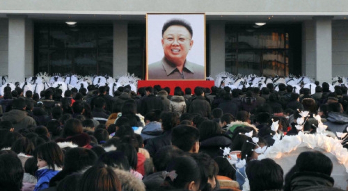 N. Korea welcomes S. Korea mourners, raps Seoul