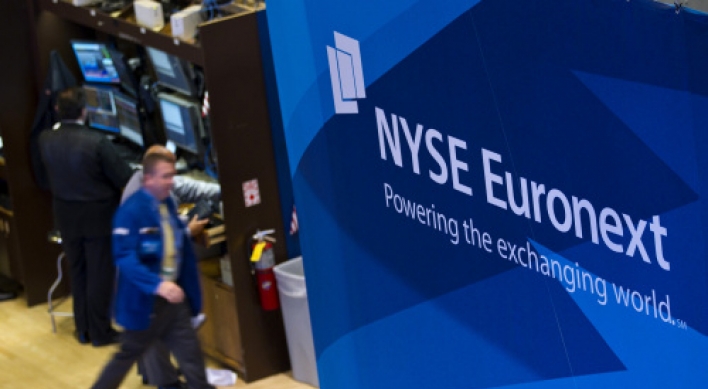 EU sees NYSE-Deutsche Boerse tie-up as unacceptable: source