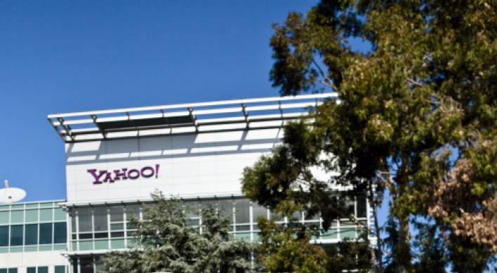 Chairman, 3 others out in Yahoo board shake-up