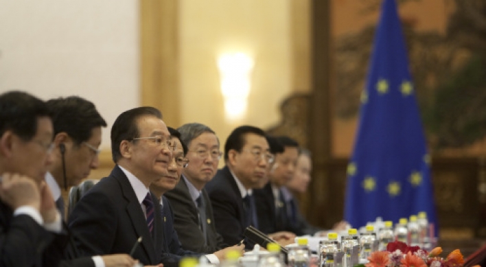 China says ready to help solve EU crisis