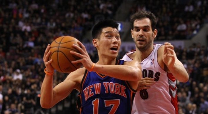 Knicks’ Lin makes 2nd straight SI cover