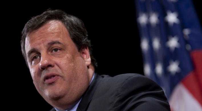 Christie: Buffett should ‘write a check and shut up’