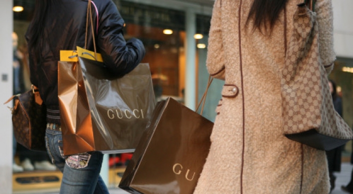 Luxury brands face Chinese rivals