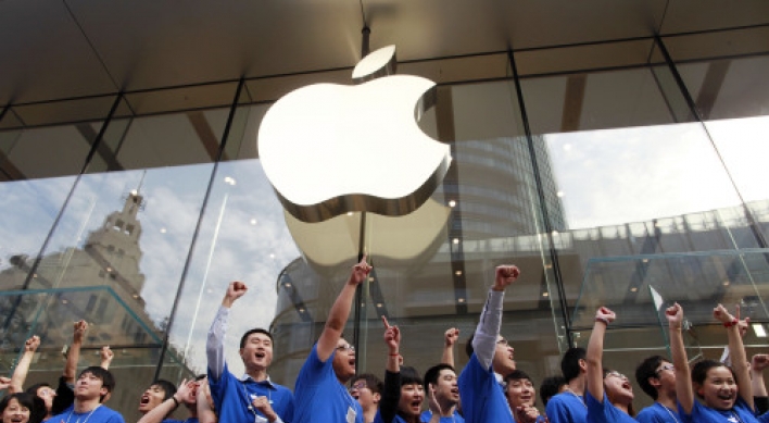 Apple plans further investment in China