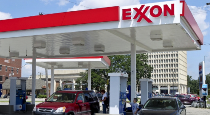 Exxon Mobil tops Fortune 500 list