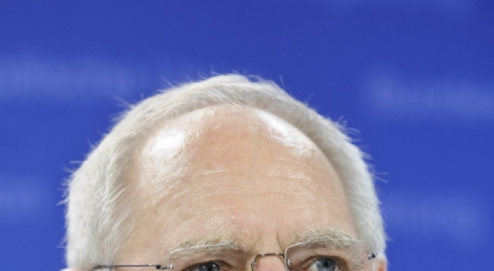 Report: Schaeuble shows interest in eurogroup job