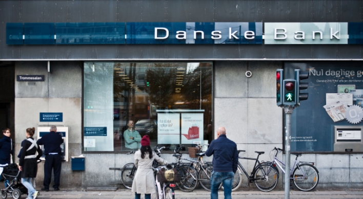 Moody’s cuts 9 Denmark banks