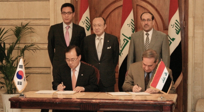 Hanwha signs $8b contract in Iraq