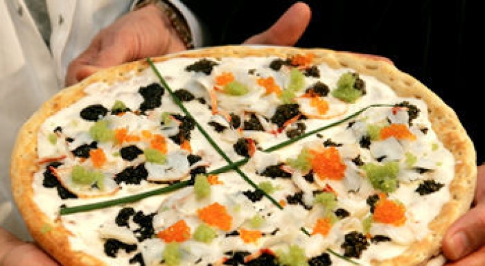 New York restaurant unveils $1,000 pizza