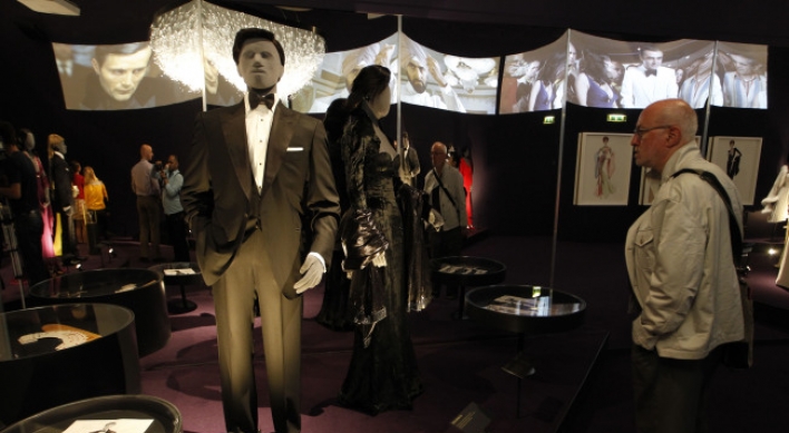 007 exhibition looks at screen spy as style icon