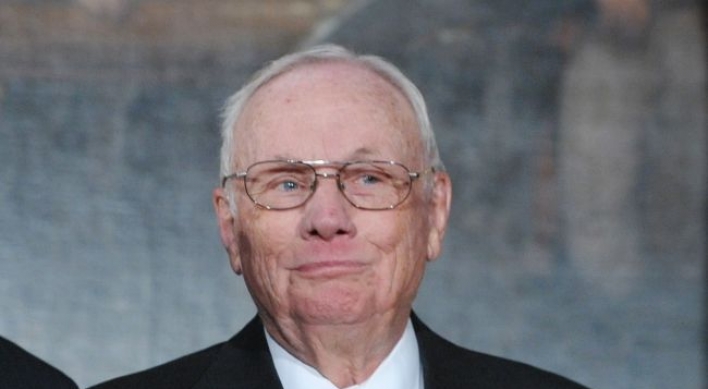 Neil Armstrong, 1st man on the moon, dies at 82