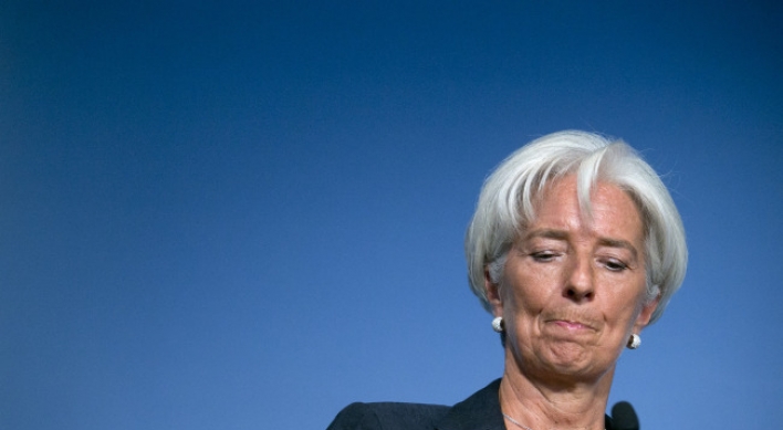 IMF urges Europe, U.S. to boost growth